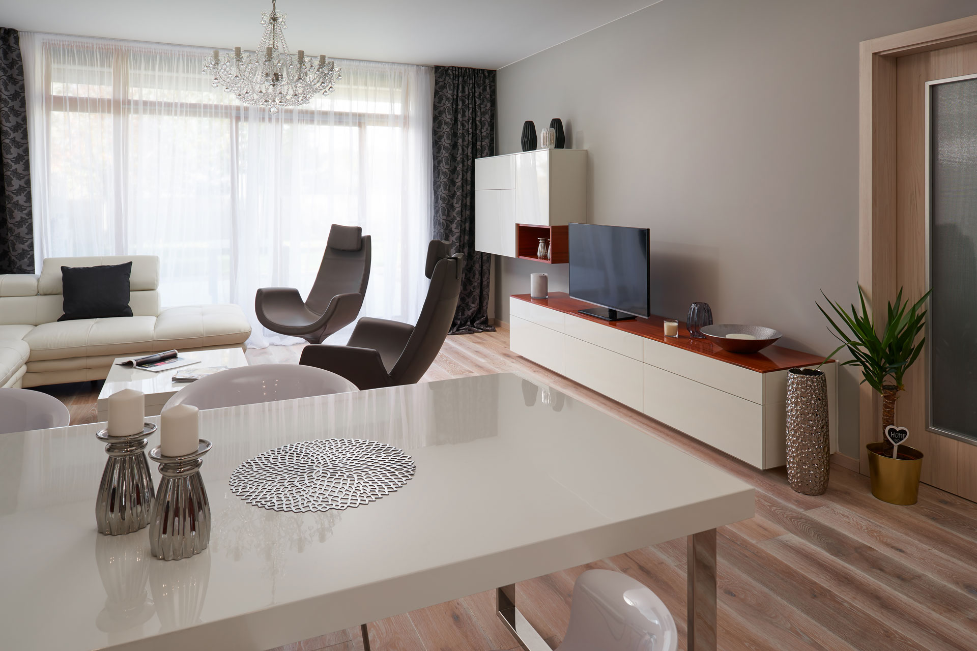 Hanák furniture Realization of modern interior Tineo