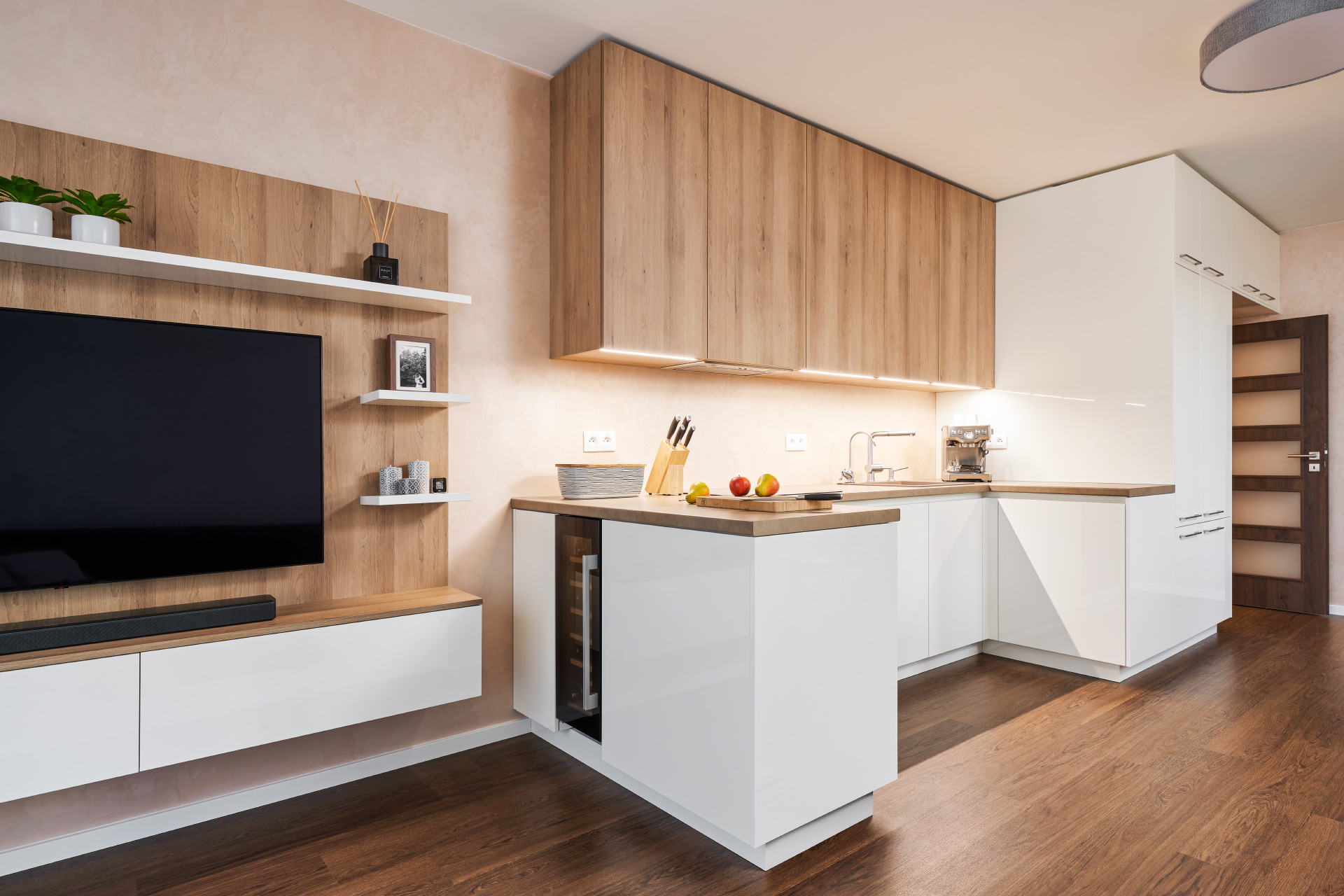 Hanák Furniture Realization Small Apartment