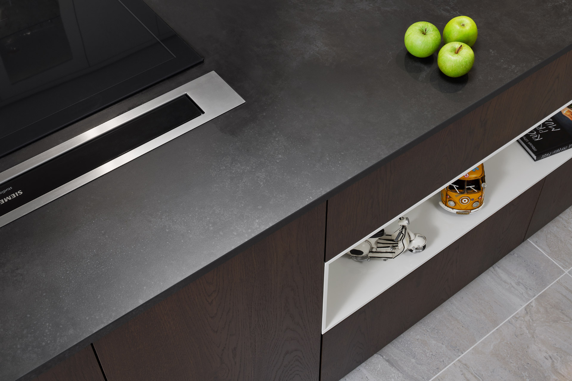 Hanák Furniture Kitchens, veneer and lacquer