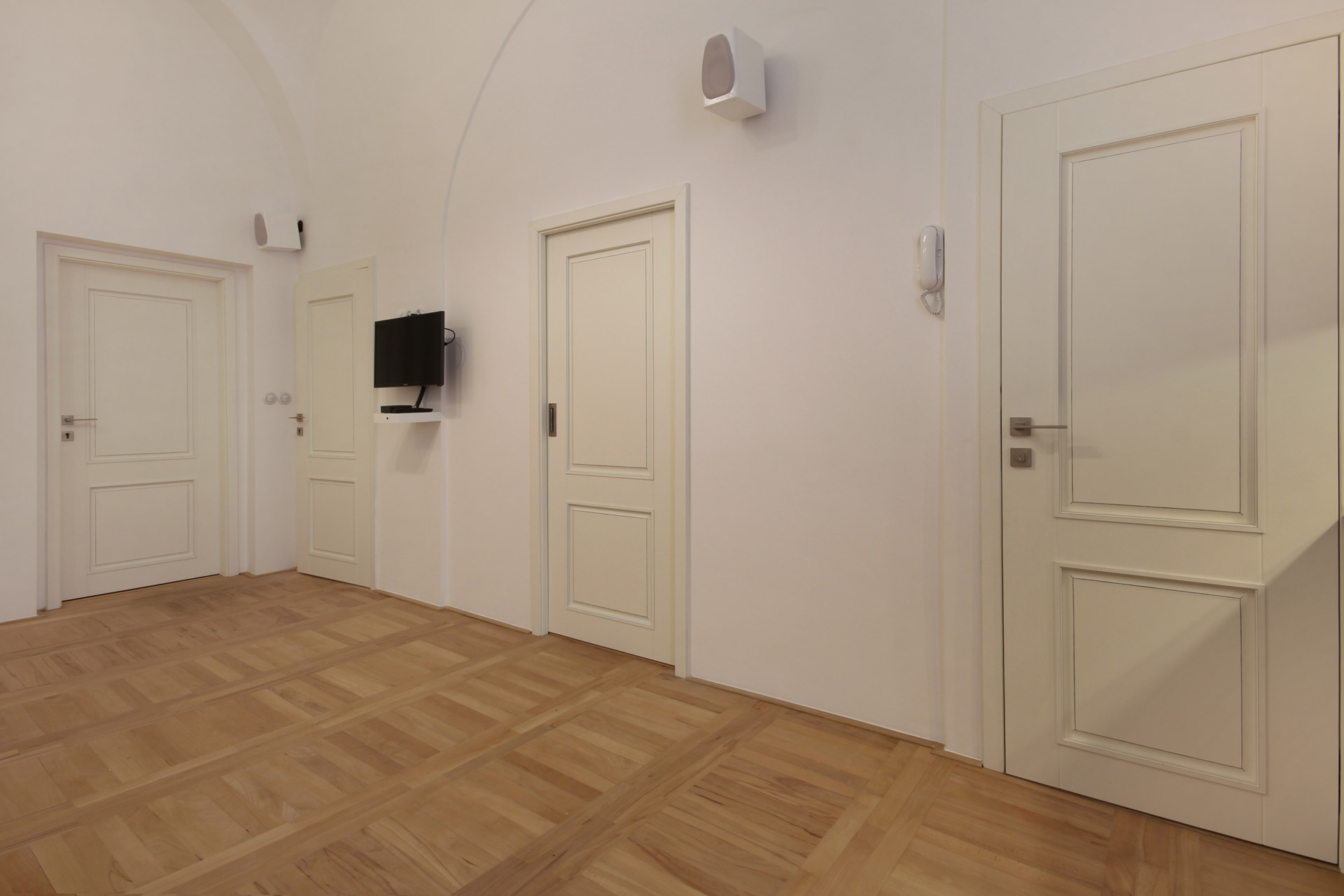 Hanák Furniture, Stylish Apartment, Milano