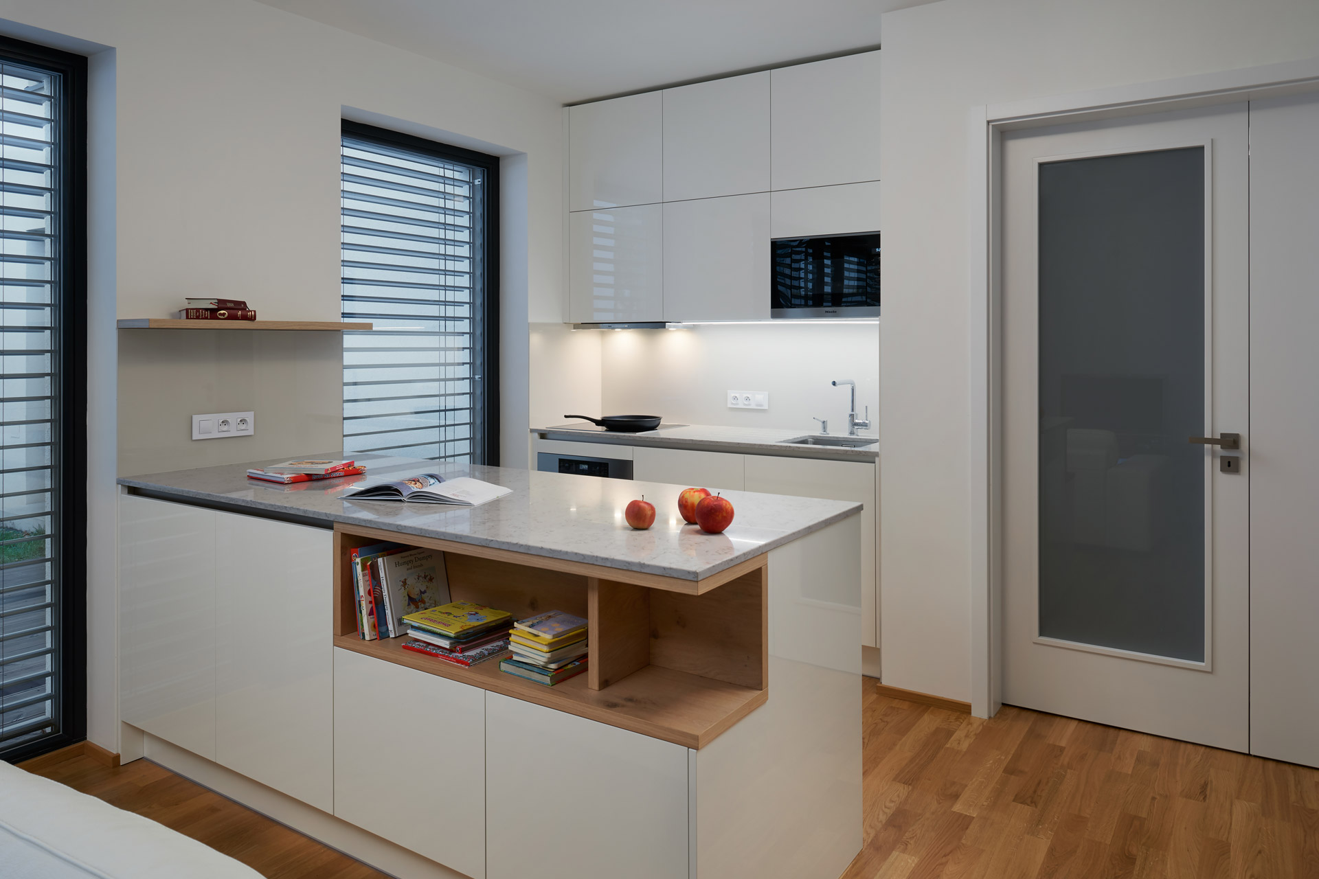 Hanák Furniture realization of white kitchen